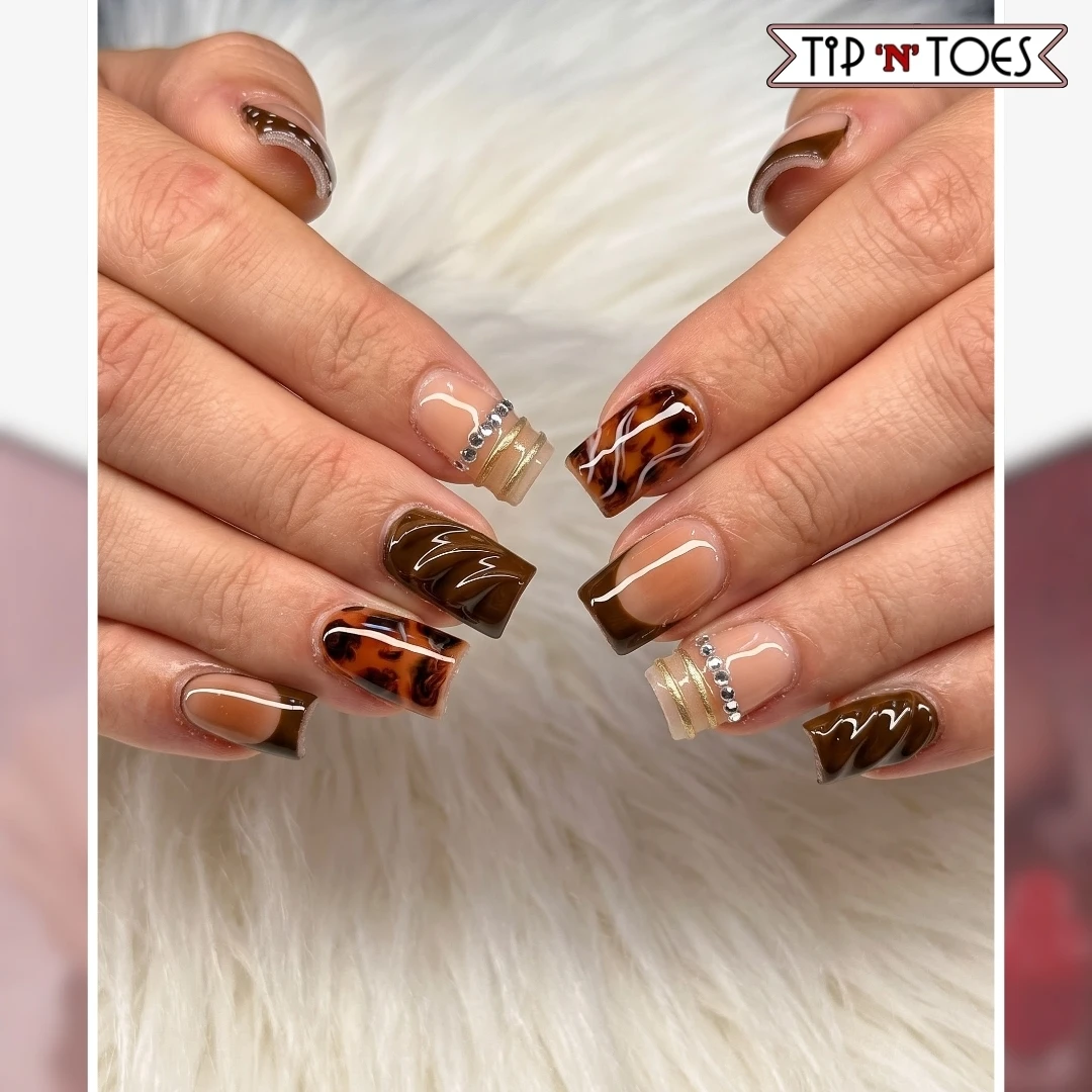 Gel nails art